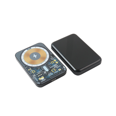 بانک برق کامل با مایکرو USB و نوع C ورودی جعبه سفید بسته بندی ولتاژ خروجی 5 ولت