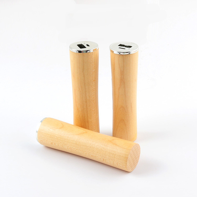 پاوربانک قابل حمل هدیه چوبی افرا با کیفیت باتری خوب 2600MAH