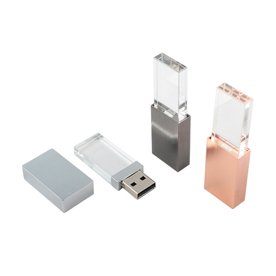 کریستال USB داخلی با چراغ LED هنگام کار، چراغ LED درخشان است.